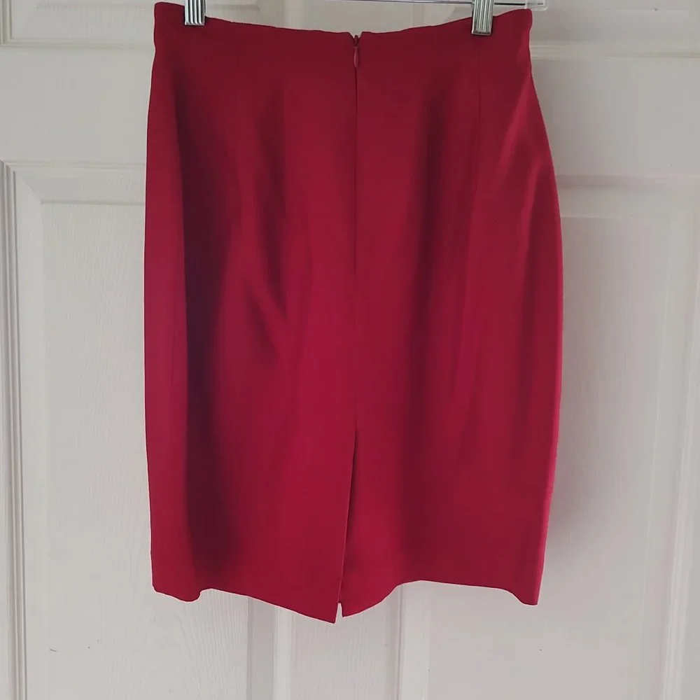 Vintage Red Valerie Stevens 100% Silk 2-Piece Skirt & Jacket Suit-Size 6 - Picture 5 of 11